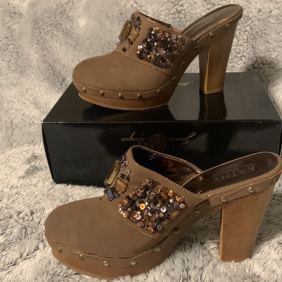 ✅Kathy Van Zeeland Mules clogs Brown sequined beaded shoes Size 8 1/2 - Picture 2 of 7